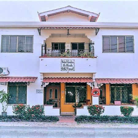 Hostel Kimmell / Hostal Familiar La Casita De Los Kimmell ลาส ทาบลาส ภายนอก รูปภาพ