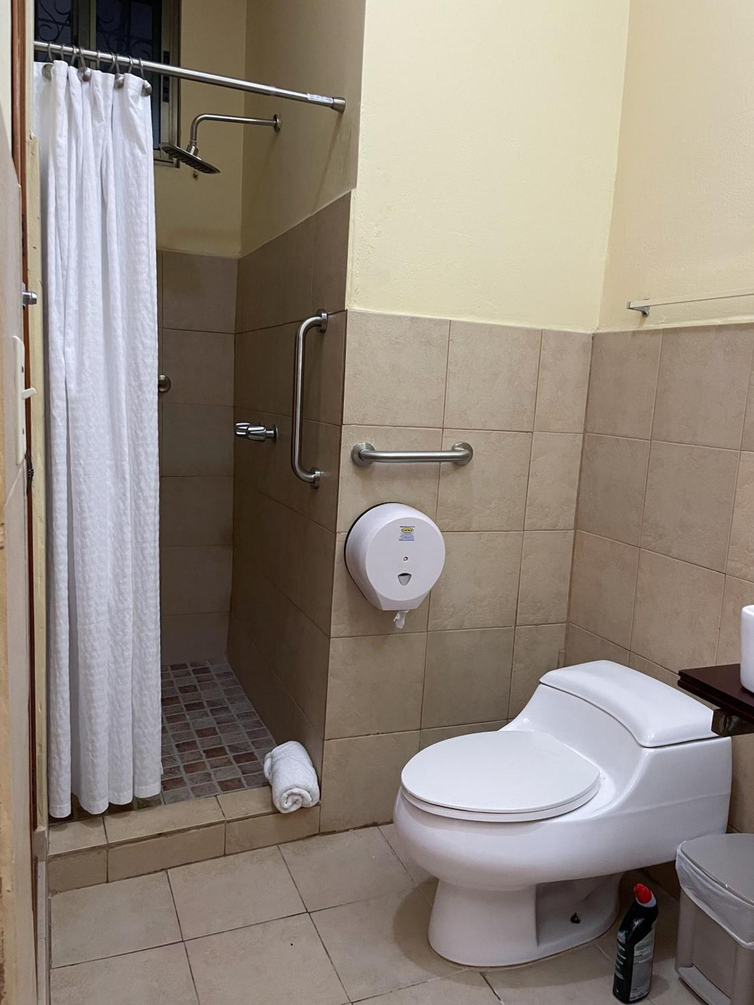 Hostel Kimmell / Hostal Familiar La Casita De Los Kimmell ลาส ทาบลาส ห้อง รูปภาพ